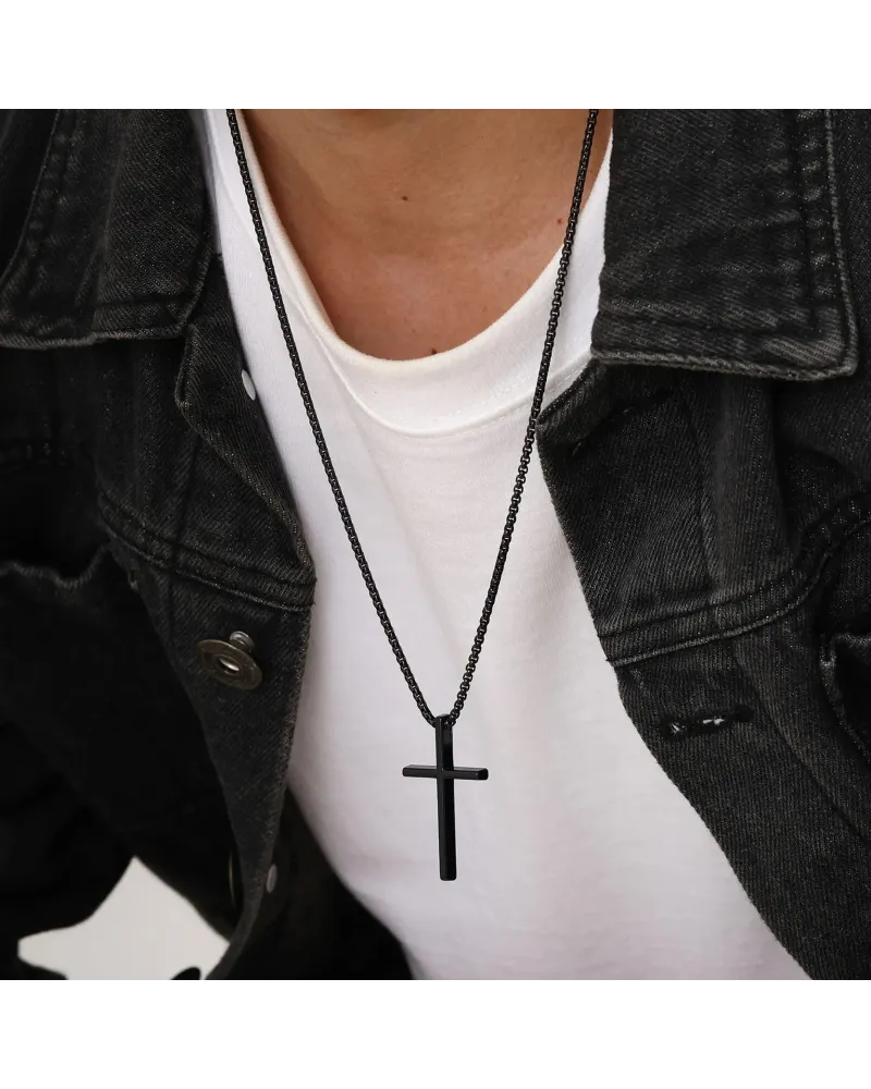 Naszyjnik stalowy czarny - krzyżyk (BM028)
