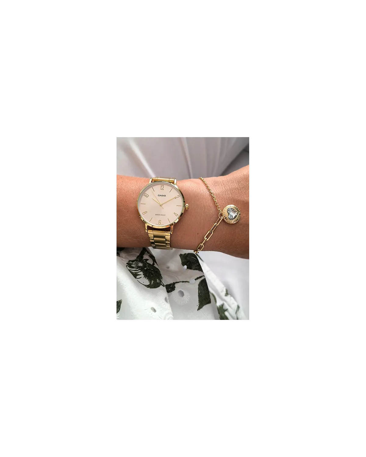 ZEGAREK DAMSKI CASIO LTP-VT01G-4B + BOX (zd613k) ZEGAREK DAMSKI CASIO LTP-VT01G-4B + BOX (zd613k)