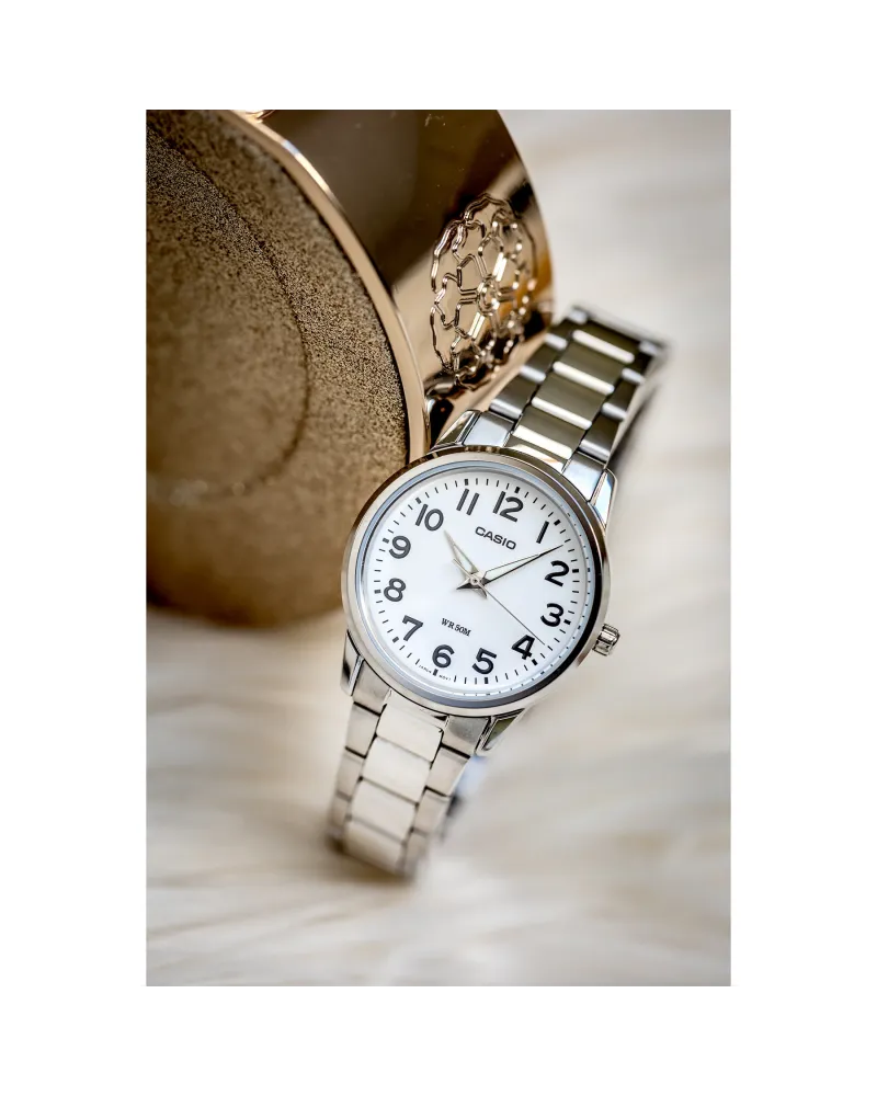 ZEGAREK DAMSKI CASIO LTP-1303D-7BVDF (zd591d) + BOX ZEGAREK DAMSKI CASIO LTP-1303D-7BVDF (zd591d) + BOX