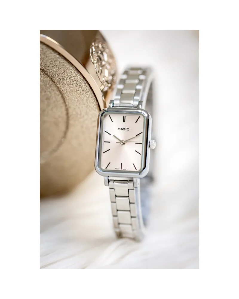 ZEGAREK DAMSKI CASIO LTP-V009D-4E + BOX ZEGAREK DAMSKI CASIO LTP-V009D-4E + BOX