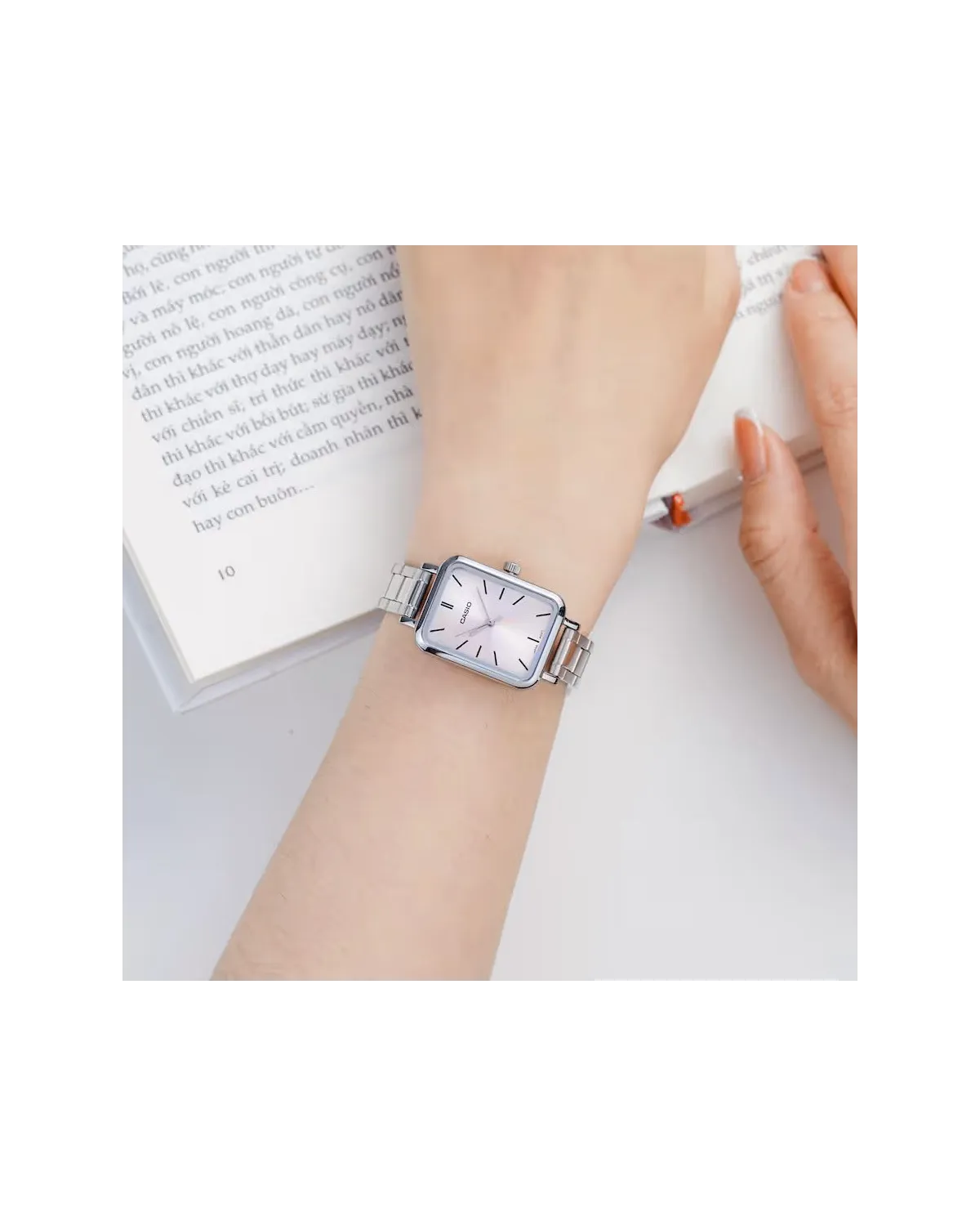 ZEGAREK DAMSKI CASIO LTP-V009D-4E + BOX ZEGAREK DAMSKI CASIO LTP-V009D-4E + BOX