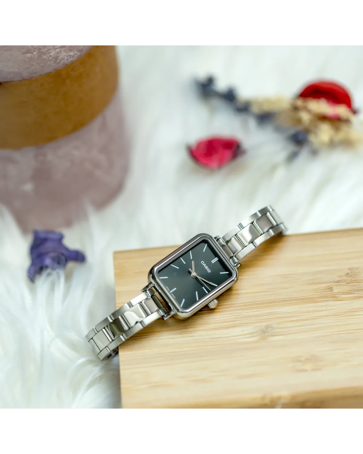ZEGAREK DAMSKI CASIO LTP-V009D-1E + BOX ZEGAREK DAMSKI CASIO LTP-V009D-1E + BOX
