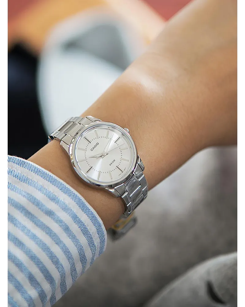 ZEGAREK DAMSKI CASIO LTP-1303D-7AVDF (zd591a) + BOX