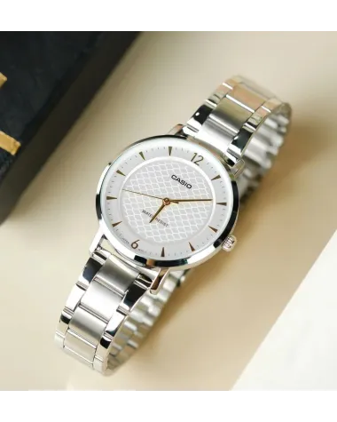 ZEGAREK DAMSKI CASIO  LTP-VT04D-7A (zd659d) + BOX