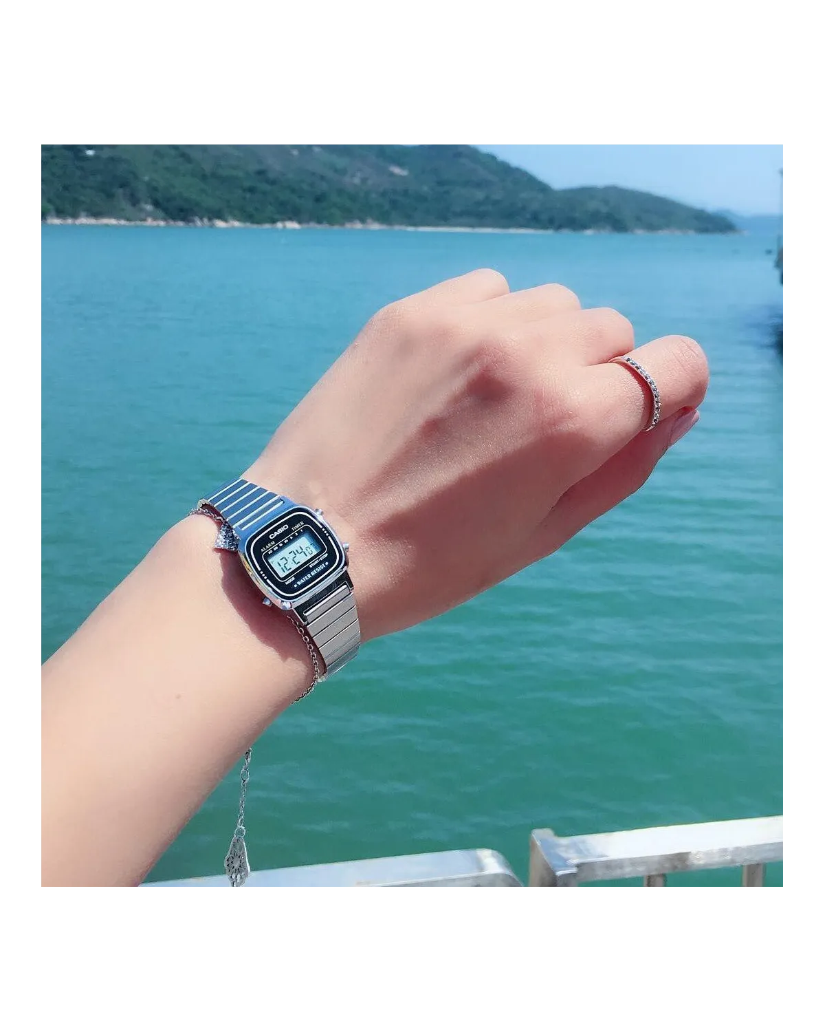 ZEGAREK DAMSKI CASIO VINTAGE LA670WA-1D (zd597c) + BOX