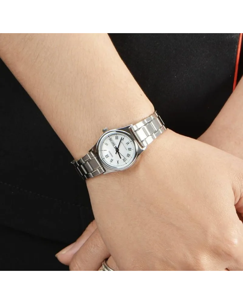 ZEGAREK DAMSKI CASIO LTP-V006D-7B + BOX ZEGAREK DAMSKI CASIO LTP-V006D-7B + BOX