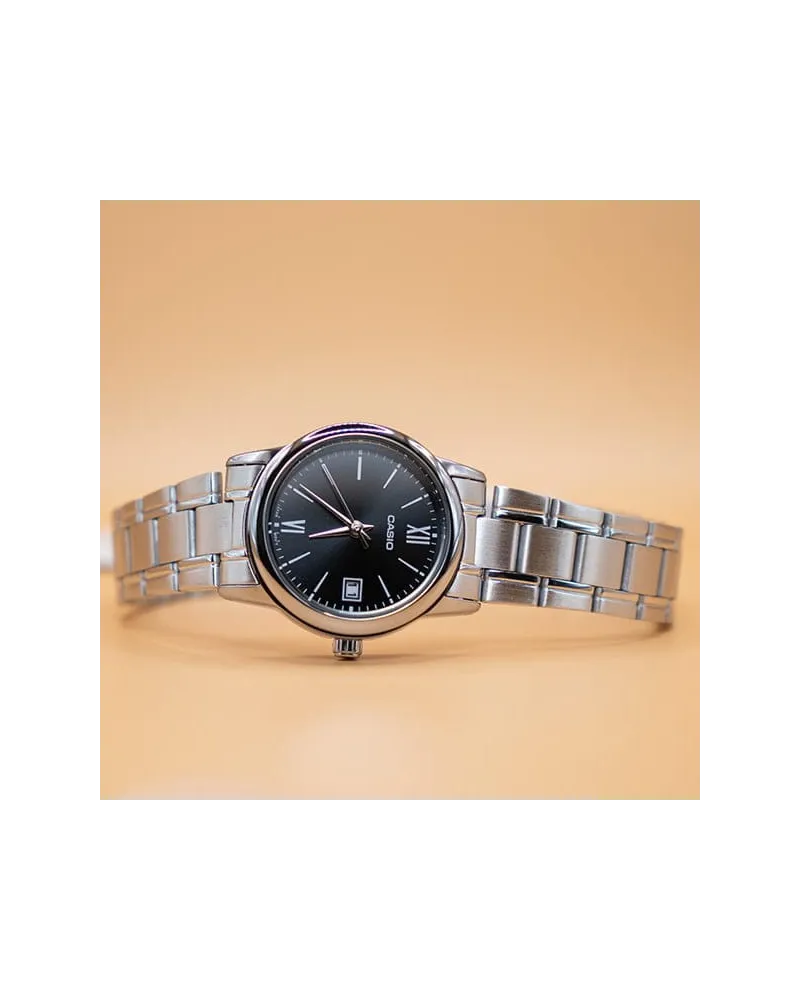 Zegarek Damski Casio LTP-V002D-1B3UDF + BOX Zegarek Damski Casio LTP-V002D-1B3UDF + BOX