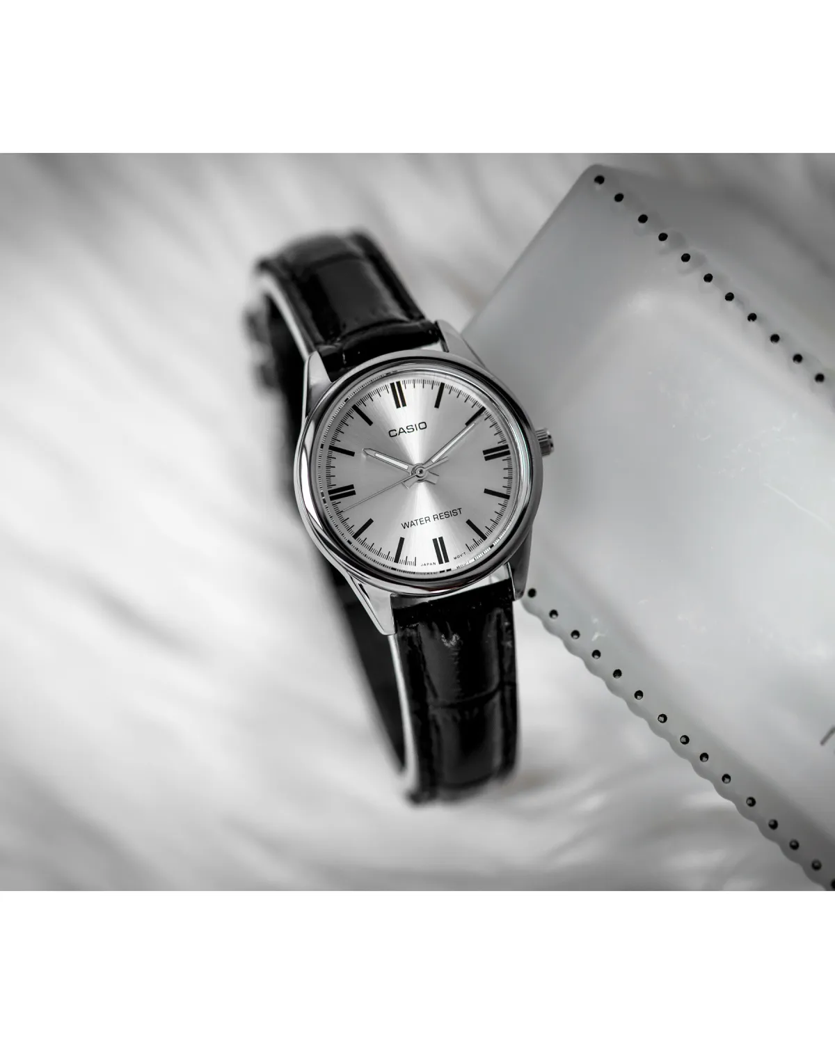 Zegarek Damski Casio Collection LTP-V005L- 7A (zd582g) + BOX Zegarek Damski Casio Collection LTP-V005L- 7A (zd582g) + BOX