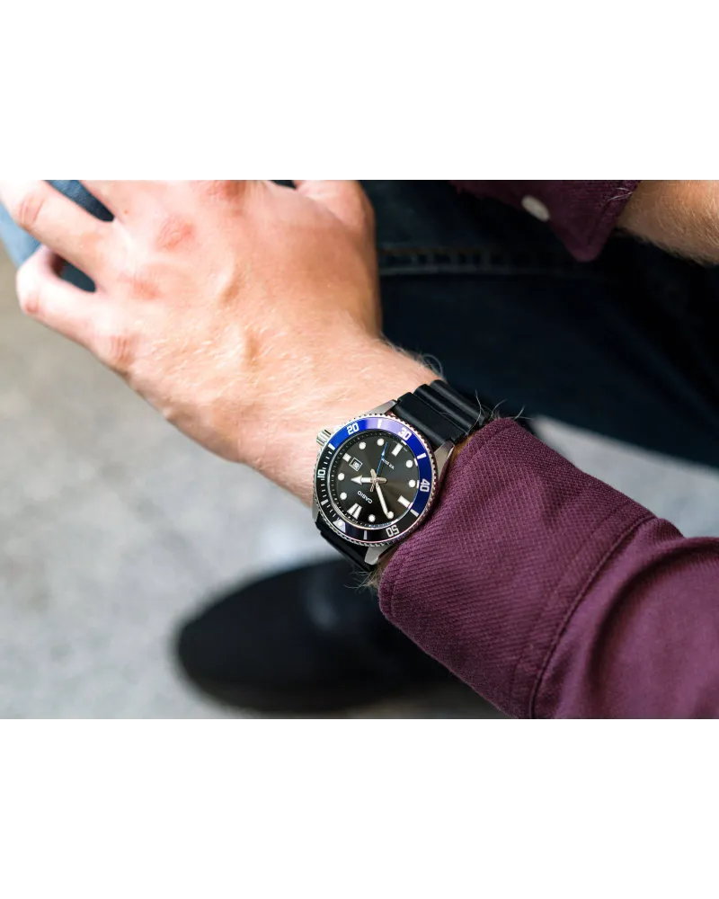 ZEGAREK MĘSKI CASIO  MDV 107-1A2  WR200 (zd172a) + BOX