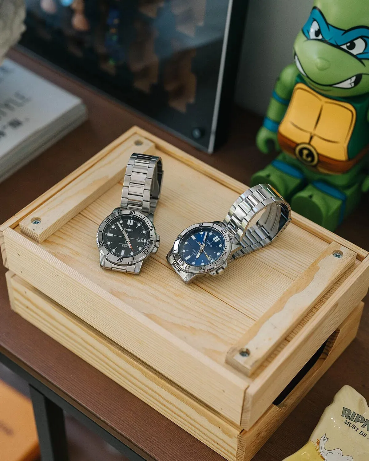 ZEGAREK MĘSKI CASIO MTP-VD01D-2E (zd185c) + BOX ZEGAREK MĘSKI CASIO MTP-VD01D-2E (zd185c) + BOX