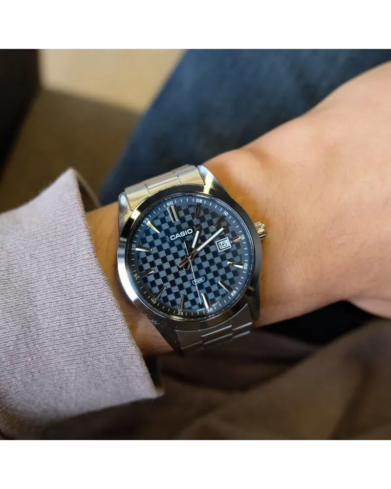 ZEGAREK MĘSKI CASIO MTP-VD03D-2A2 + BOX ZEGAREK MĘSKI CASIO MTP-VD03D-2A2 + BOX