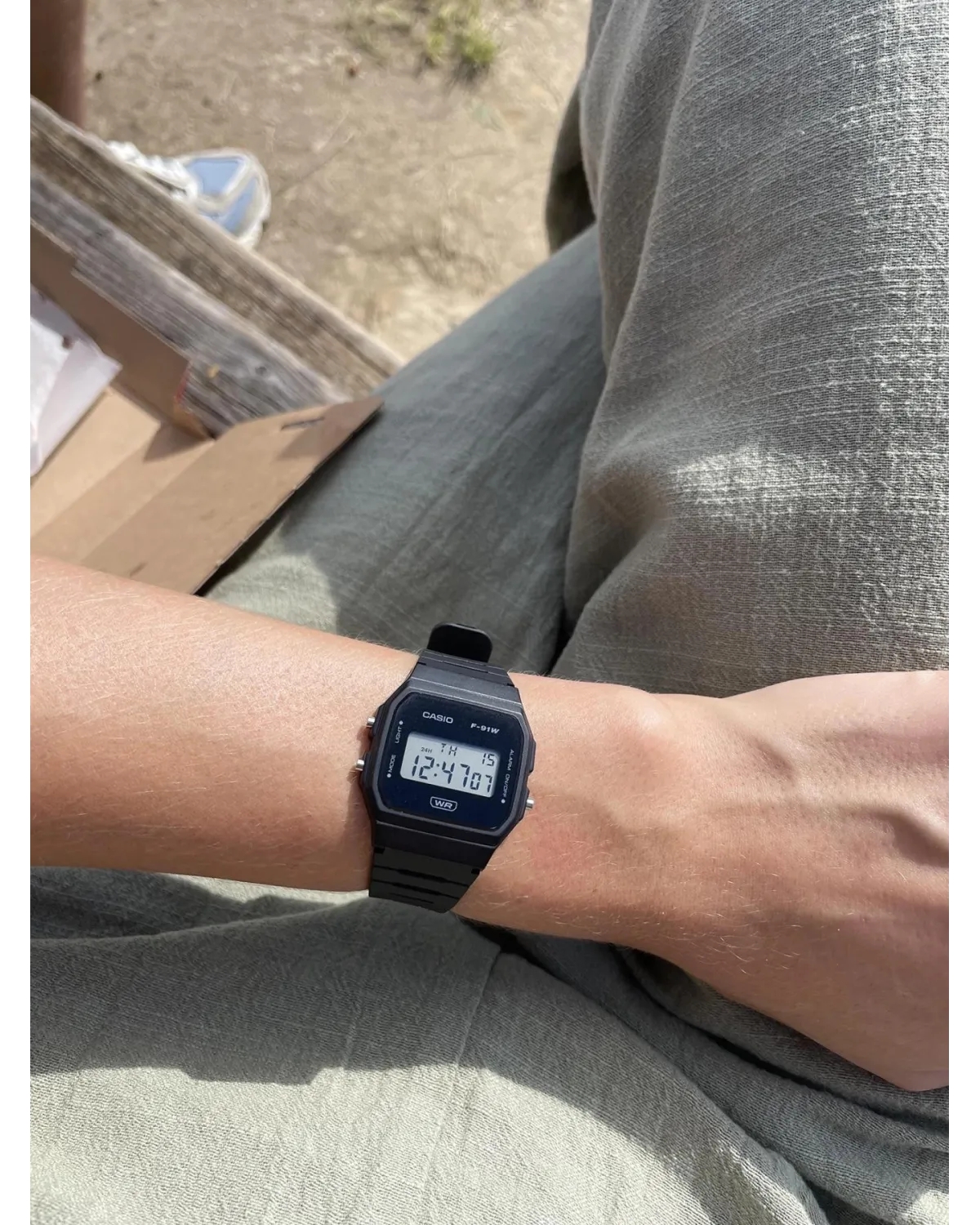 ZEGAREK MĘSKI CASIO F-91WB-1ADF + BOX ZEGAREK MĘSKI CASIO F-91WB-1ADF + BOX