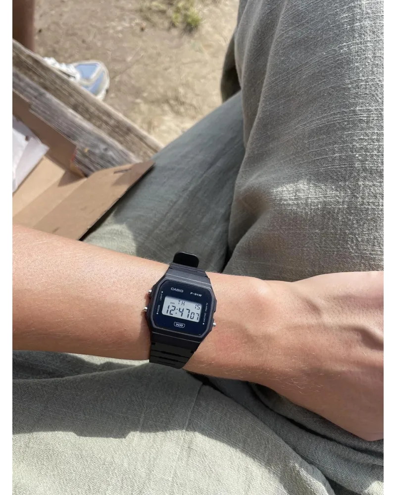 ZEGAREK MĘSKI CASIO F-91WB-1ADF + BOX ZEGAREK MĘSKI CASIO F-91WB-1ADF + BOX