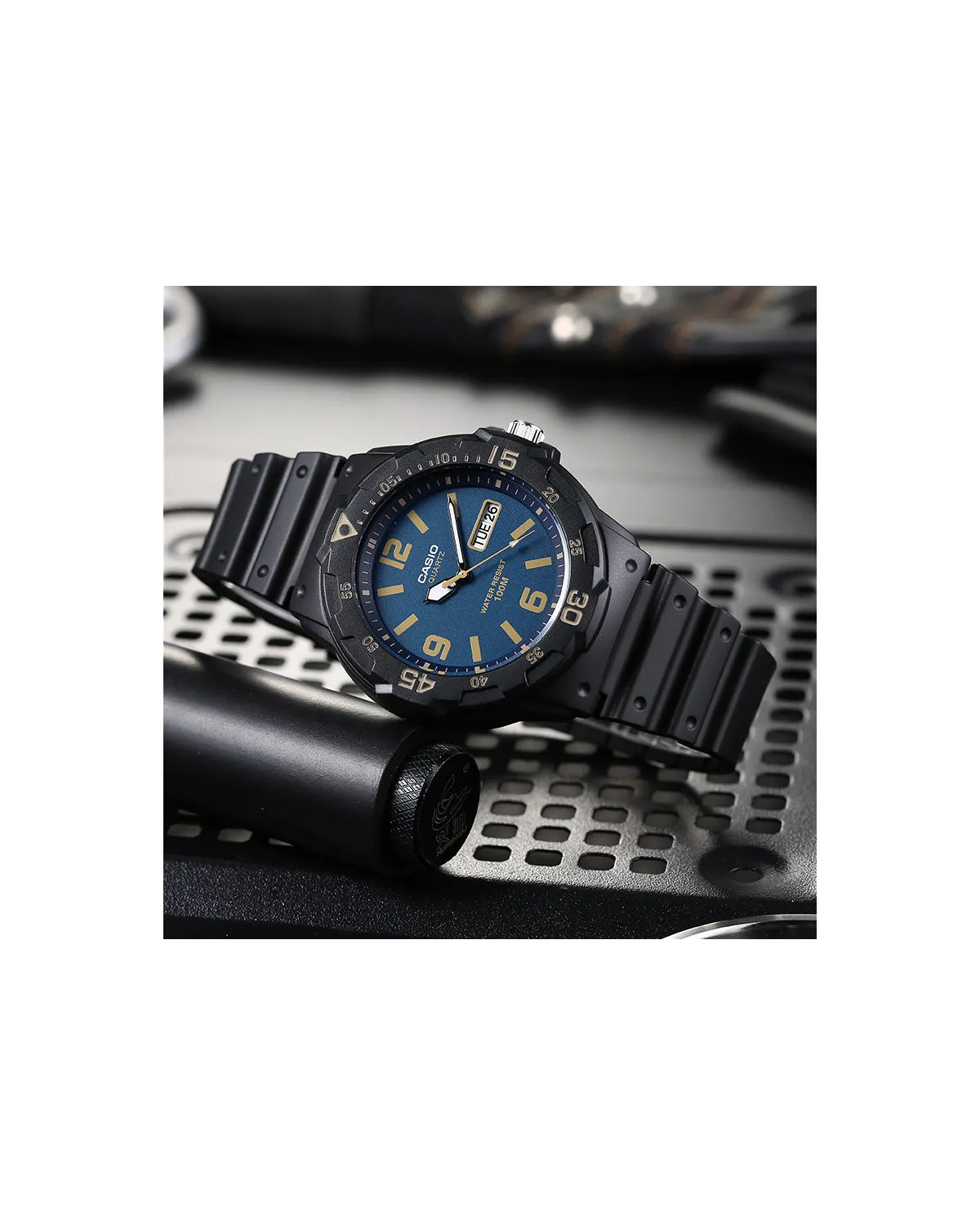 ZEGAREK MĘSKI CASIO MRW-200H-2B3 (zd147e) + BOX ZEGAREK MĘSKI CASIO MRW-200H-2B3 (zd147e) + BOX