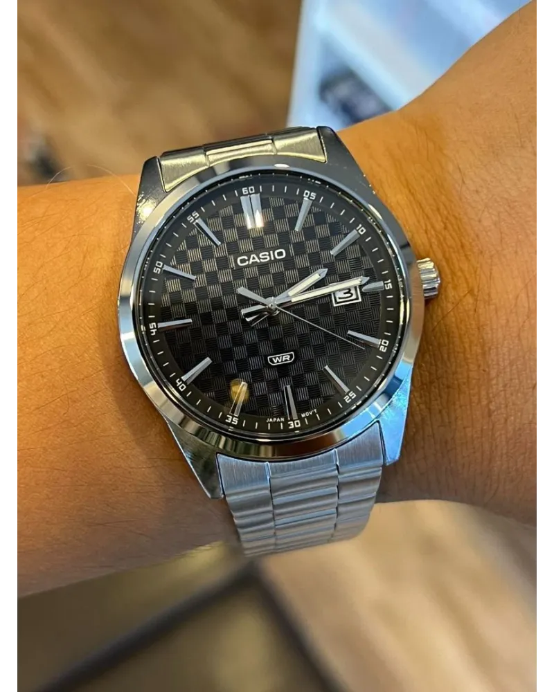 ZEGAREK MĘSKI CASIO MTP-VD03D-1A + BOX ZEGAREK MĘSKI CASIO MTP-VD03D-1A + BOX