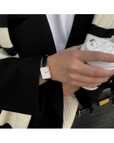 ZEGAREK DAMSKI DANIEL WELLINGTON DW00100434 - Quadro Pressed Sheffield Gold 32mm + BOX ZEGAREK DAMSKI DANIEL WELLINGTON DW00100434 - Quadro Pressed Sheffield Gold 32mm + BOX