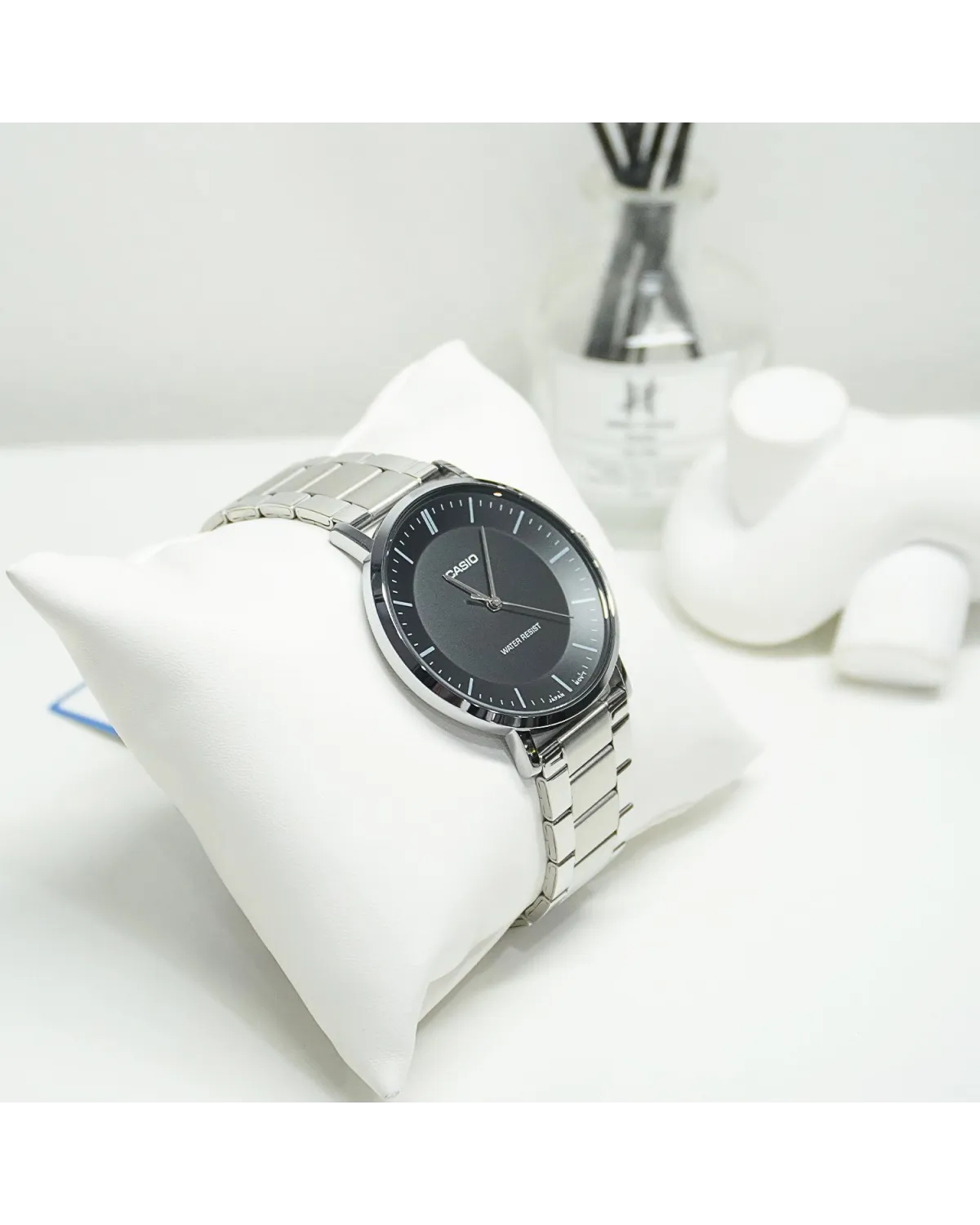 ZEGAREK MĘSKI CASIO MTP-VT04D-1E + BOX ZEGAREK MĘSKI CASIO MTP-VT04D-1E + BOX
