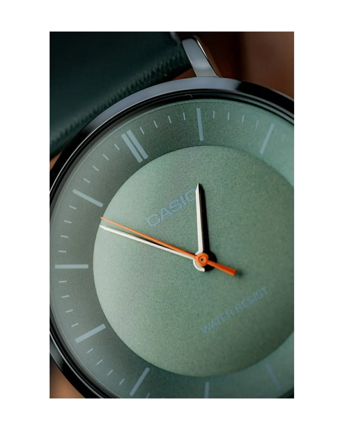 ZEGAREK MĘSKI CASIO  MTP-VT04L-8E + BOX