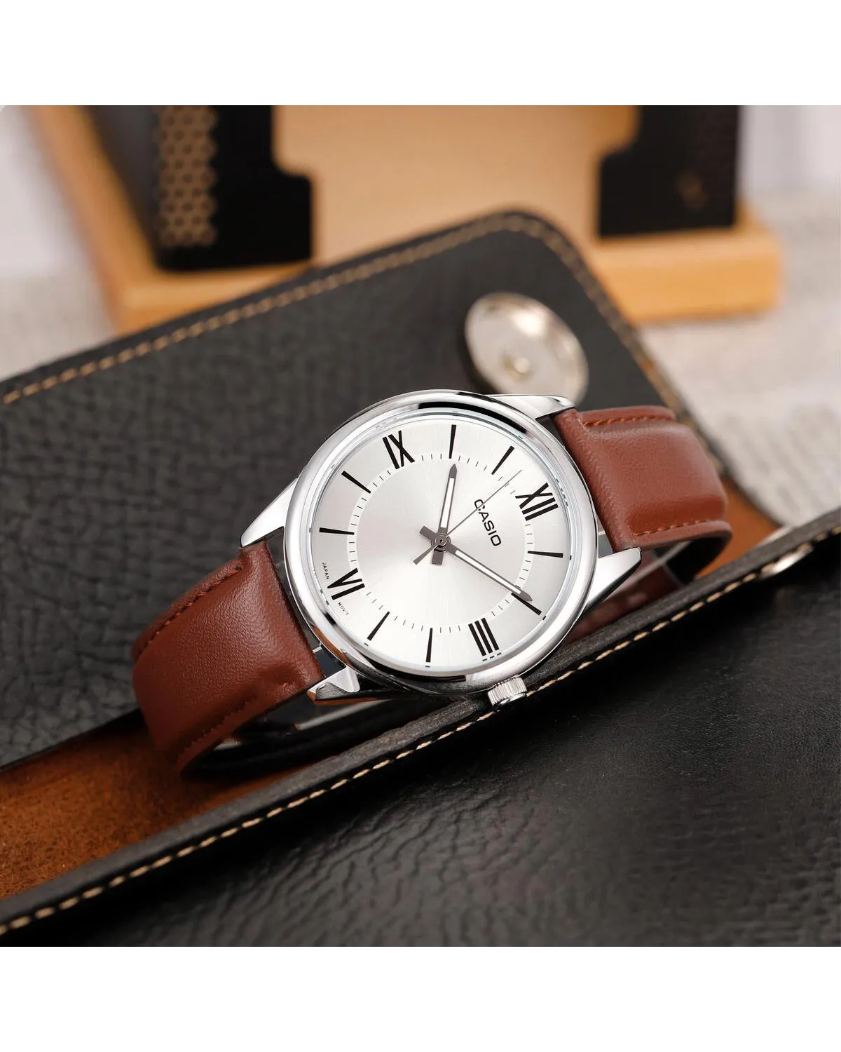 ZEGAREK MĘSKI CASIO MTP-V005L-7B5 + BOX (zd225d) ZEGAREK MĘSKI CASIO MTP-V005L-7B5 + BOX (zd225d)