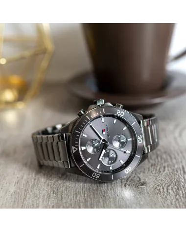 ZEGAREK MĘSKI TOMMY HILFIGER LARSON 1791918 (zf088c) ZEGAREK MĘSKI TOMMY HILFIGER LARSON 1791918 (zf088c)