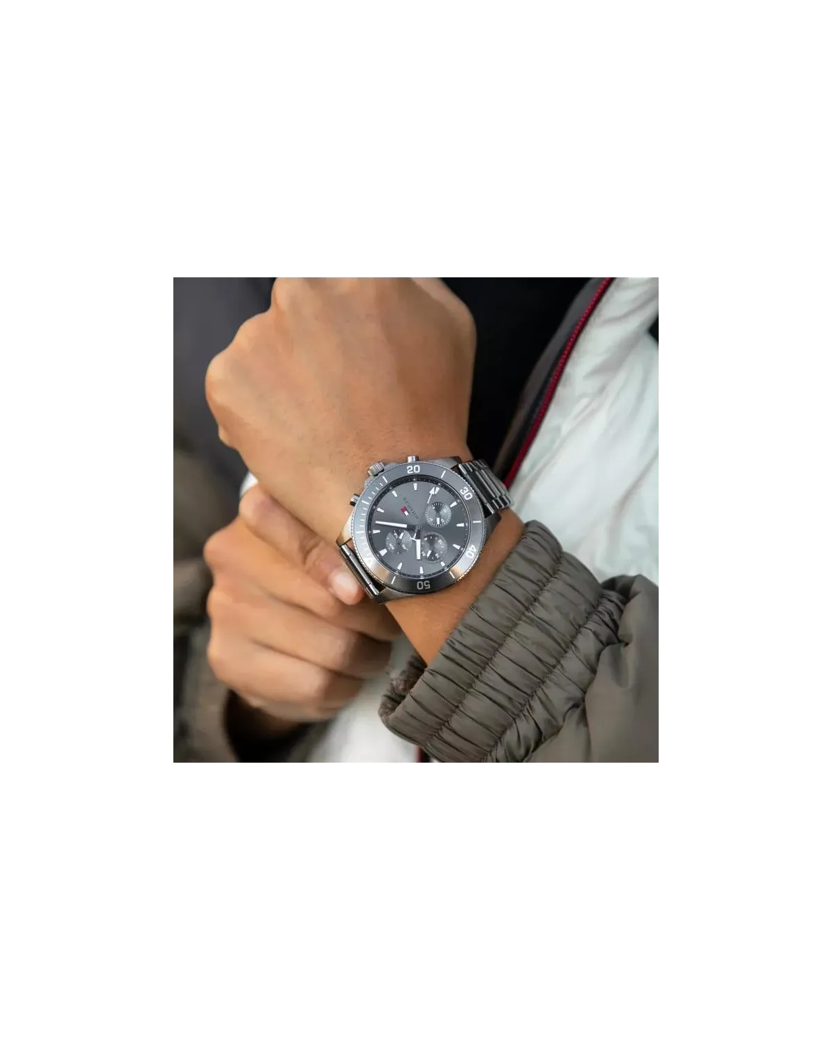 ZEGAREK MĘSKI TOMMY HILFIGER LARSON 1791918 (zf088c) ZEGAREK MĘSKI TOMMY HILFIGER LARSON 1791918 (zf088c)