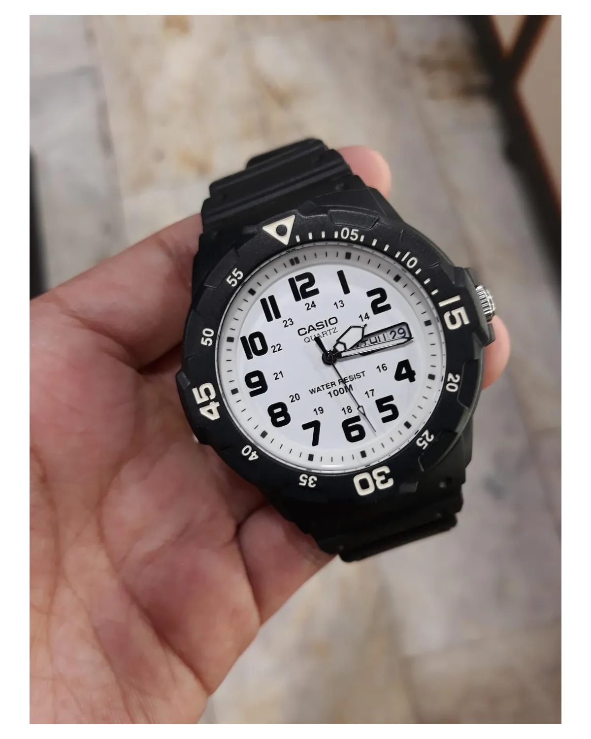 ZEGAREK MĘSKI CASIO MRW-200H-7B (zd147h) + BOX ZEGAREK MĘSKI CASIO MRW-200H-7B (zd147h) + BOX