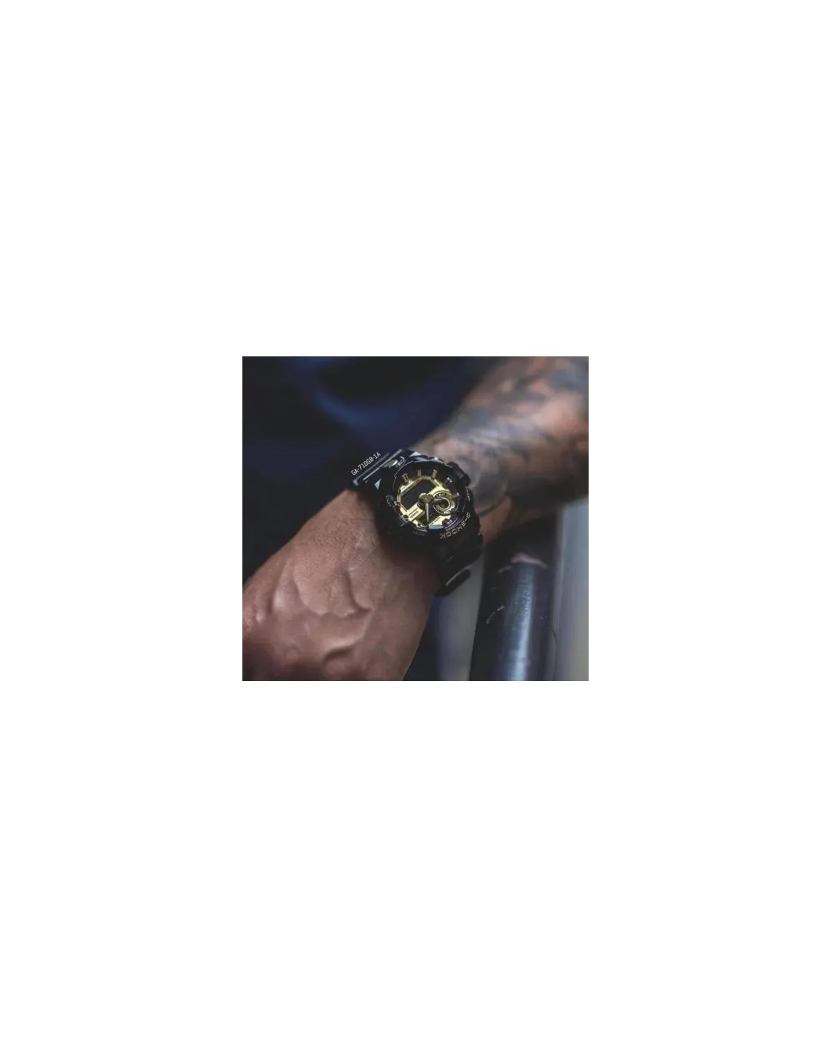 ZEGAREK MĘSKI CASIO G-SHOCK GA-710GB-1AER (zd140b) ZEGAREK MĘSKI CASIO G-SHOCK GA-710GB-1AER (zd140b)