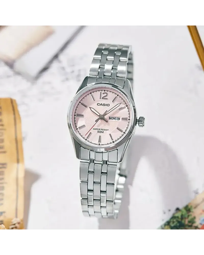 Zegarek Casio Damski LTP-1335D-5A + BOX Zegarek Casio Damski LTP-1335D-5A + BOX