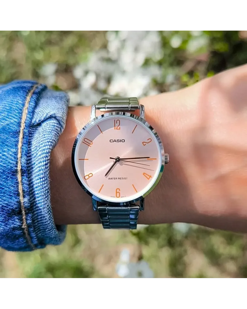 ZEGAREK DAMSKI CASIO LTP-VT01D-4B2 + BOX (zd613l) ZEGAREK DAMSKI CASIO LTP-VT01D-4B2 + BOX (zd613l)