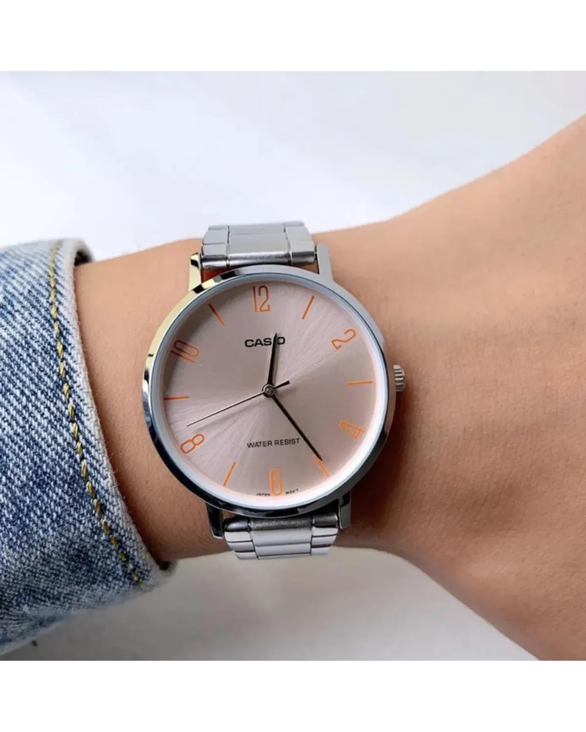 ZEGAREK DAMSKI CASIO LTP-VT01D-4B + BOX (zd613m) ZEGAREK DAMSKI CASIO LTP-VT01D-4B + BOX (zd613m)
