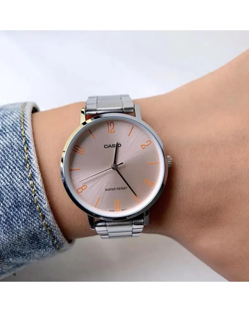 ZEGAREK DAMSKI CASIO LTP-VT01D-4B + BOX (zd613m) ZEGAREK DAMSKI CASIO LTP-VT01D-4B + BOX (zd613m)