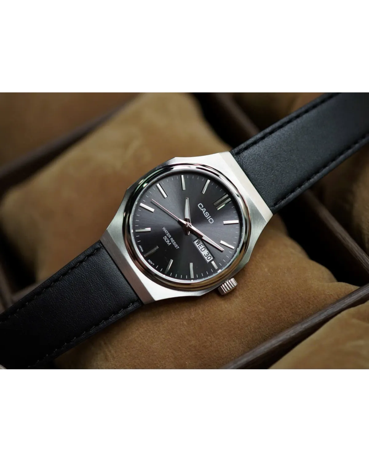 Zegarek Męski Casio MTP-E735L-8A + BOX