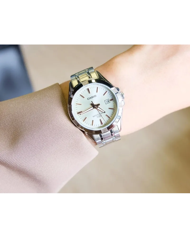 ZEGAREK DAMSKI CASIO LTP-1308D-9AVEF (zd605f) + BOX ZEGAREK DAMSKI CASIO LTP-1308D-9AVEF (zd605f) + BOX