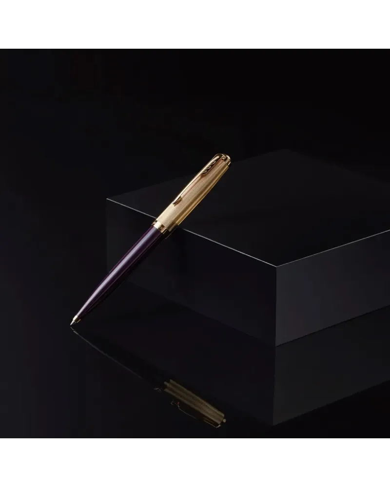 Długopisy Parker 51 Deluxe Czarny + Śliwkowy GT w Pudełku z Grawerem na Ślub (2123513/2123518) Długopisy Parker 51 Deluxe Czarny + Śliwkowy GT w Pudełku z Grawerem na Ślub (2123513/2123518)