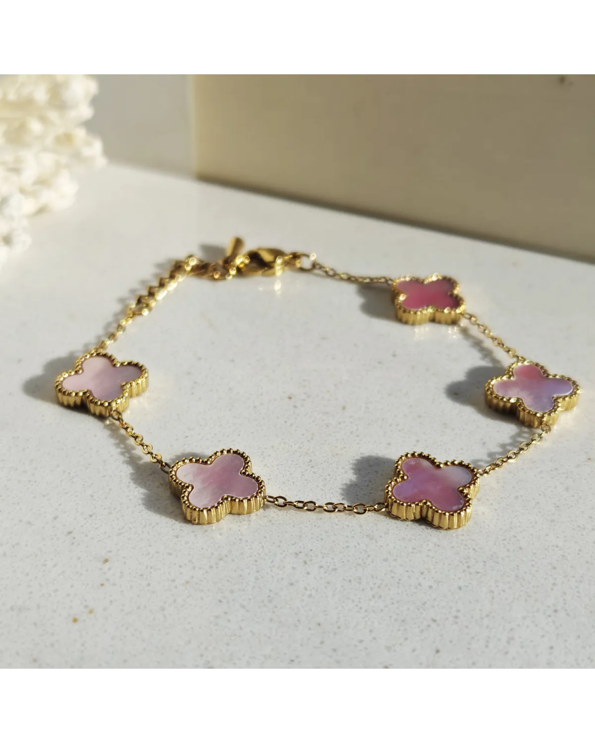 Bransoletka na rękę stal chirurgiczna pozłacana 14k złotem, opalizujące KONICZYNY 13mm BST1777 Bransoletka na rękę stal chirurgiczna pozłacana 14k złotem, opalizujące KONICZYNY 13mm BST1777