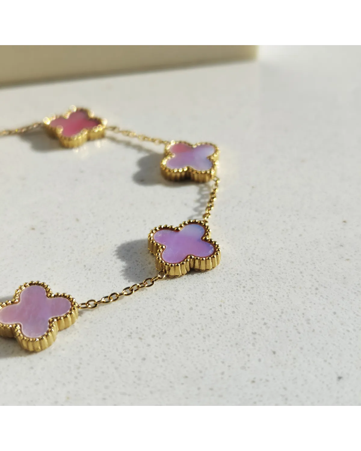 Bransoletka na rękę stal chirurgiczna pozłacana 14k złotem, opalizujące KONICZYNY 13mm BST1777 Bransoletka na rękę stal chirurgiczna pozłacana 14k złotem, opalizujące KONICZYNY 13mm BST1777