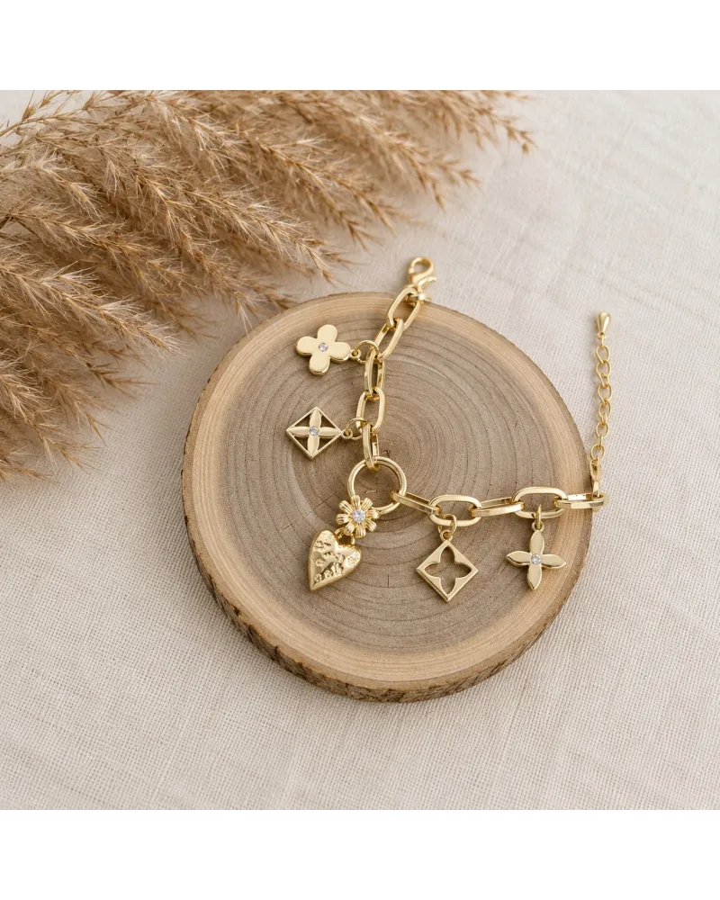 Bransoletka na rękę stal chirurgiczna pozłacana 14k złotem, gruba, zawieszki SERCE wytłaczane BST1810 Bransoletka na rękę stal chirurgiczna pozłacana 14k złotem, gruba, zawieszki SERCE wytłaczane BST1810