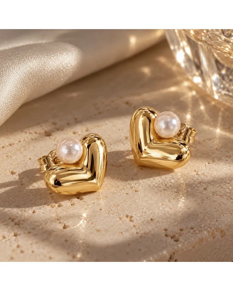 Kolczyki ze stali szlachetnej pozłacane 14k złotem, efektowne sztyft, SERCE białe perły KST3728 Kolczyki ze stali szlachetnej pozłacane 14k złotem, efektowne sztyft, SERCE białe perły KST3728