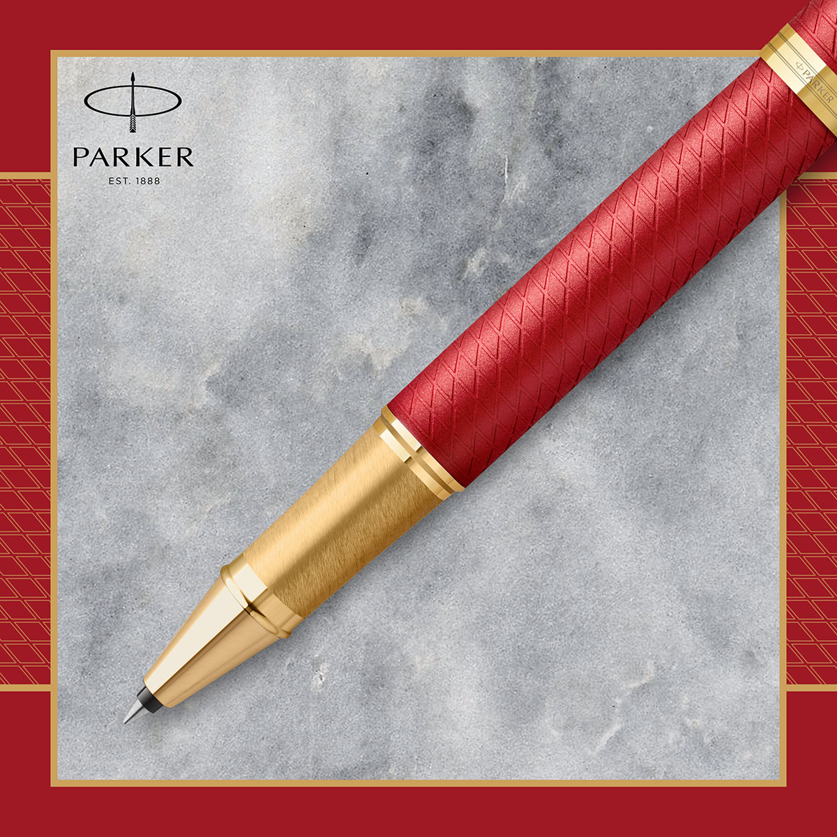 Pióro kulkowe Parker IM Premium Red GT z czerwonym grawerowanym korpusem i eleganckimi złotymi wykończeniami