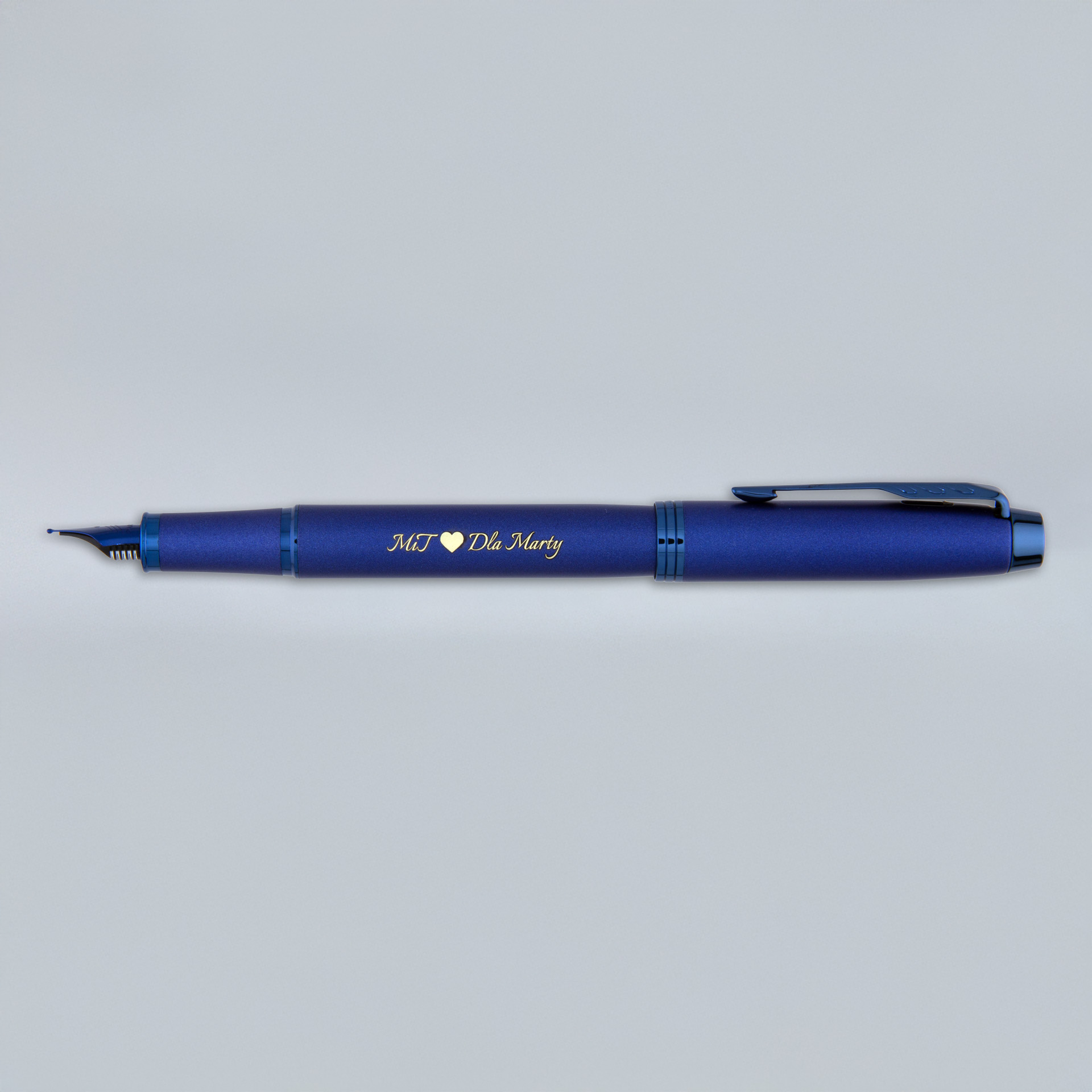 Pióro wieczne Parker IM Professionals Monochrome Blue z grawerem „M.T ♥ Dla Marty”