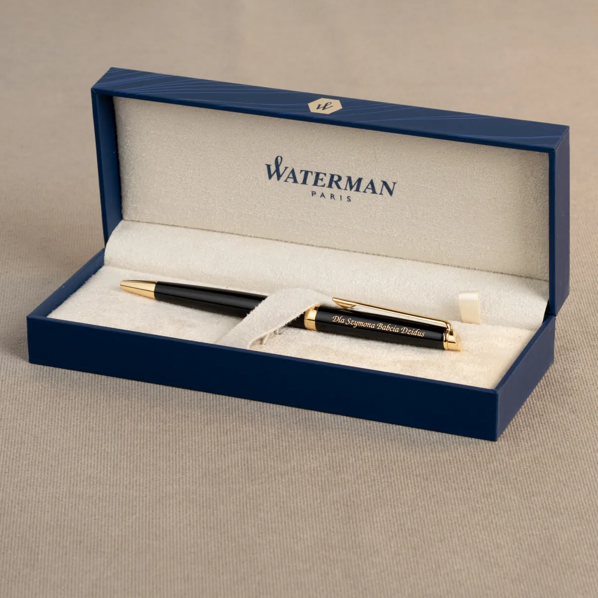 Długopis Waterman Hemisphere czarny GT S0920670 w eleganckim etui z grawerem
