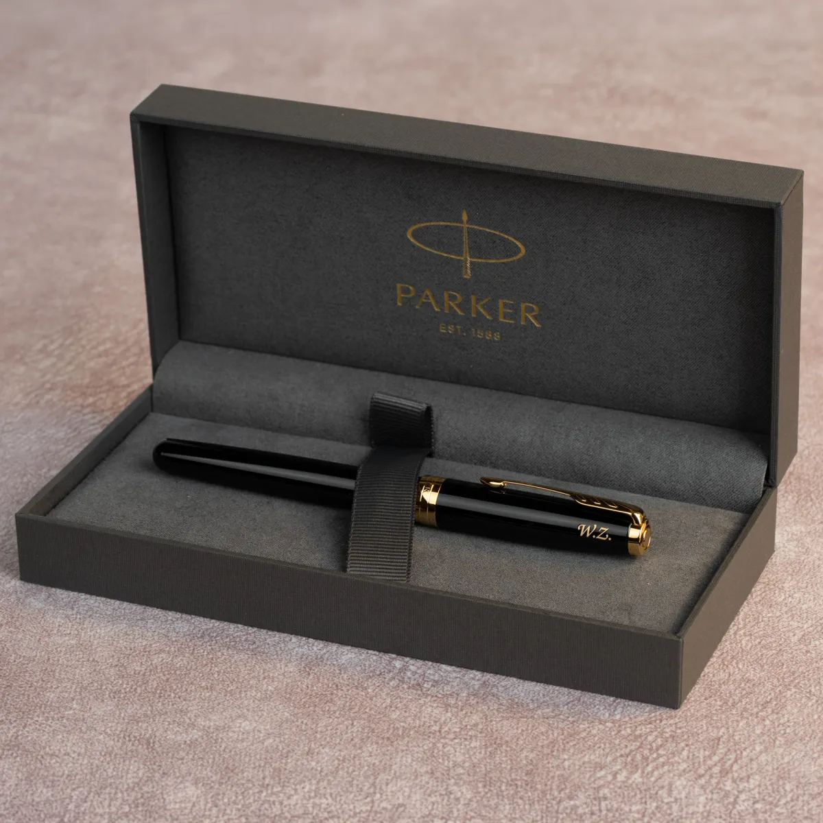 Pióro wieczne Parker Sonnet Czarne GT z grawerem inicjałów „W.Z.” w eleganckim etui Parker