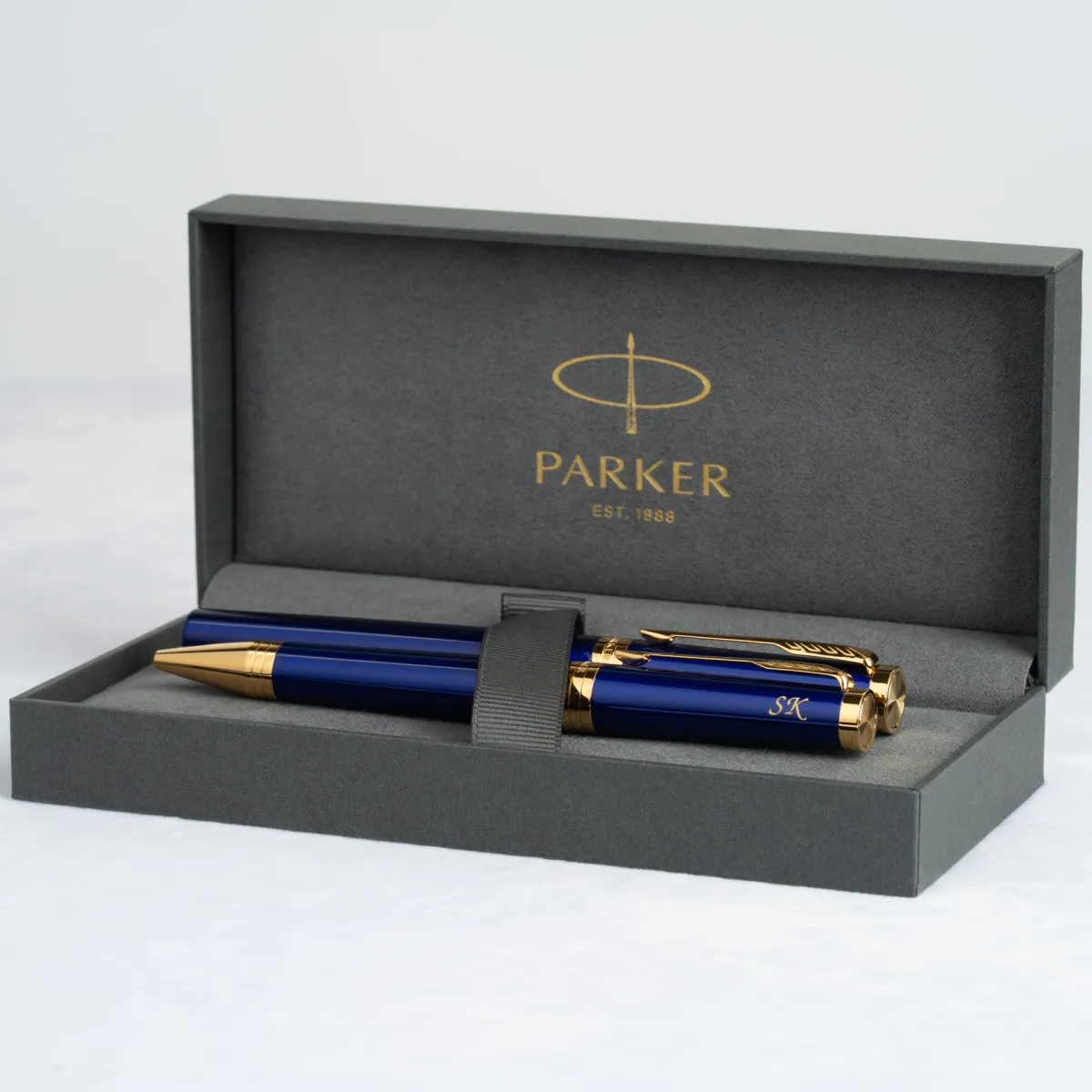 Długopis Parker Ingenuity Granatowy GT z grawerem inicjałów „SK” w eleganckim etui Parker