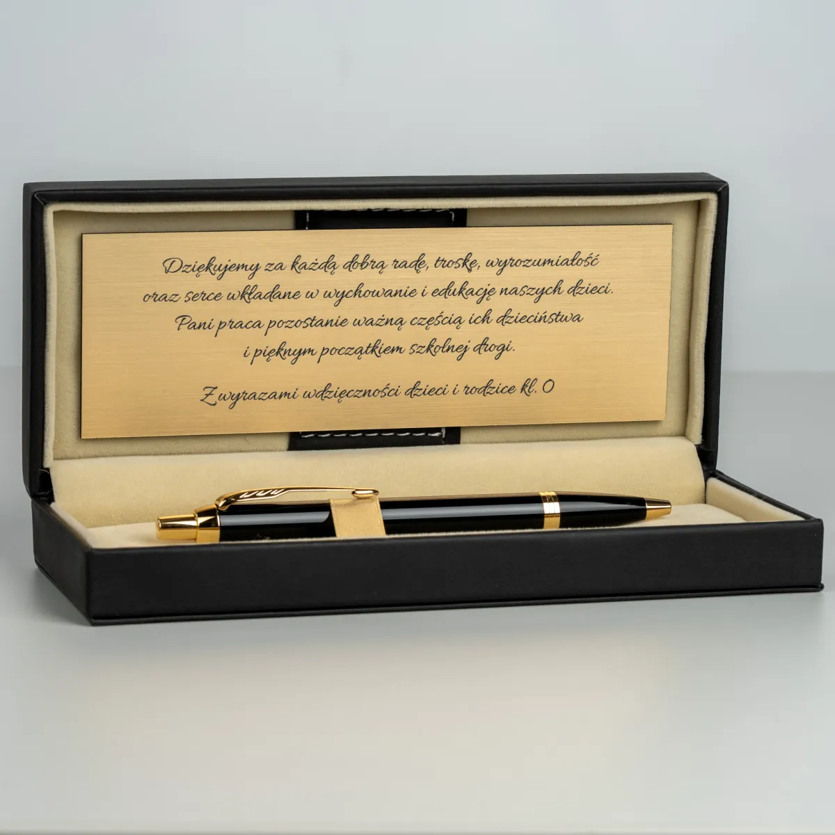 Długopis Parker IM Czarny GT w eleganckim etui z grawerowaną dedykacją dla nauczycielk