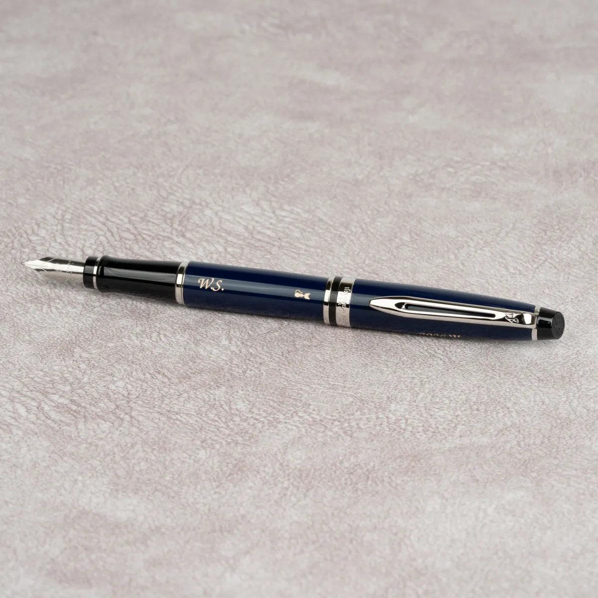 Pióro wieczne Waterman Expert Blue Core CT z grawerem inicjałów.