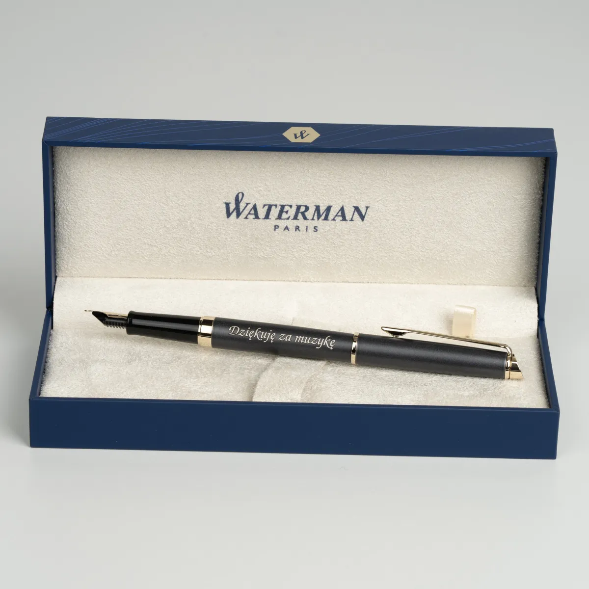 Pi&oacute;ro wieczne Waterman Hemisphere Lava Black GT w etui z grawerem.