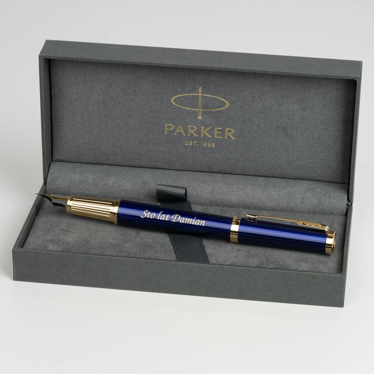 Pi&oacute;ro wieczne Parker Ingenuity Granatowe GT w etui z grawerem.