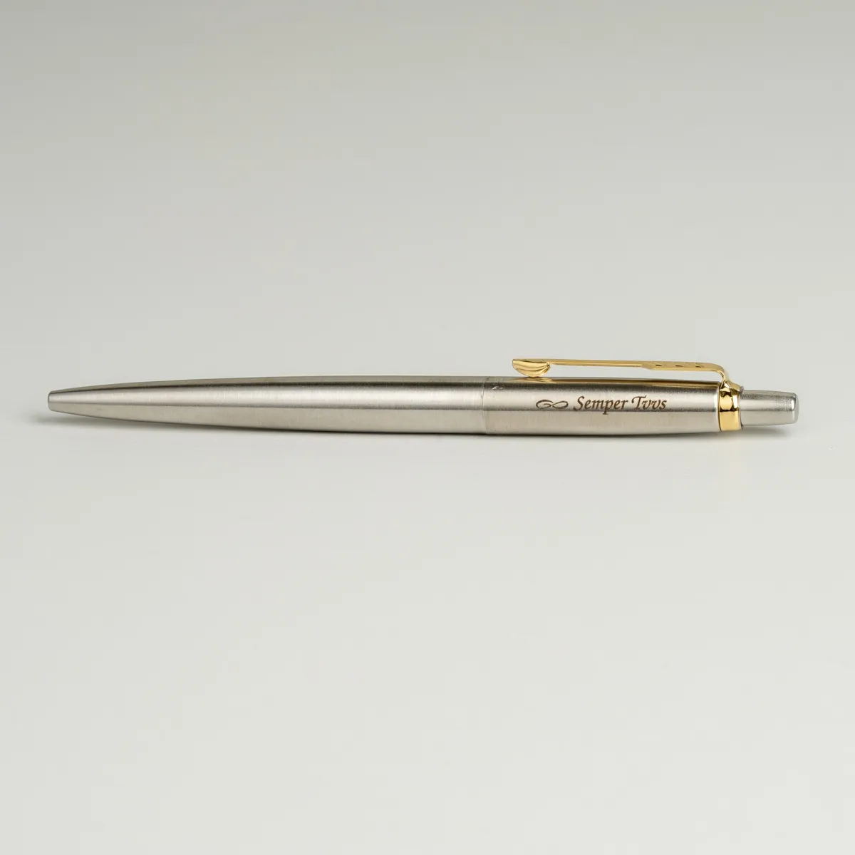 Długopis Parker Jotter Stalowy Matowy GT [1953182] z indywidualnym grawerem.
