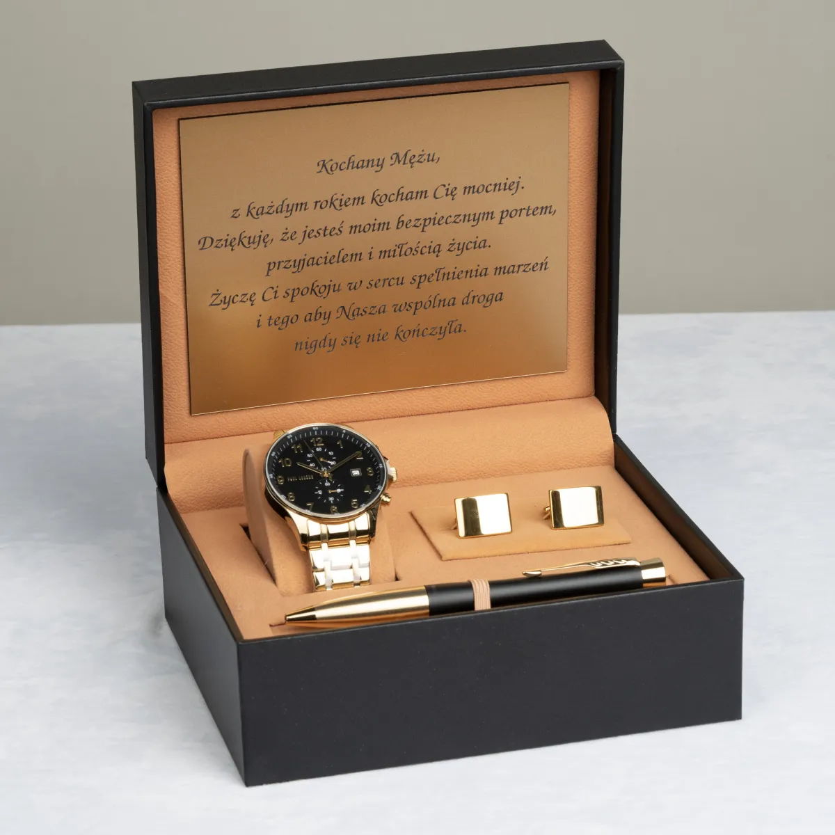 Długopis Parker Urban Czarny Matowy GT [2143640] w eleganckim zestawie prezentowym z zegarkiem, spinkami i personalizowaną tabliczką.