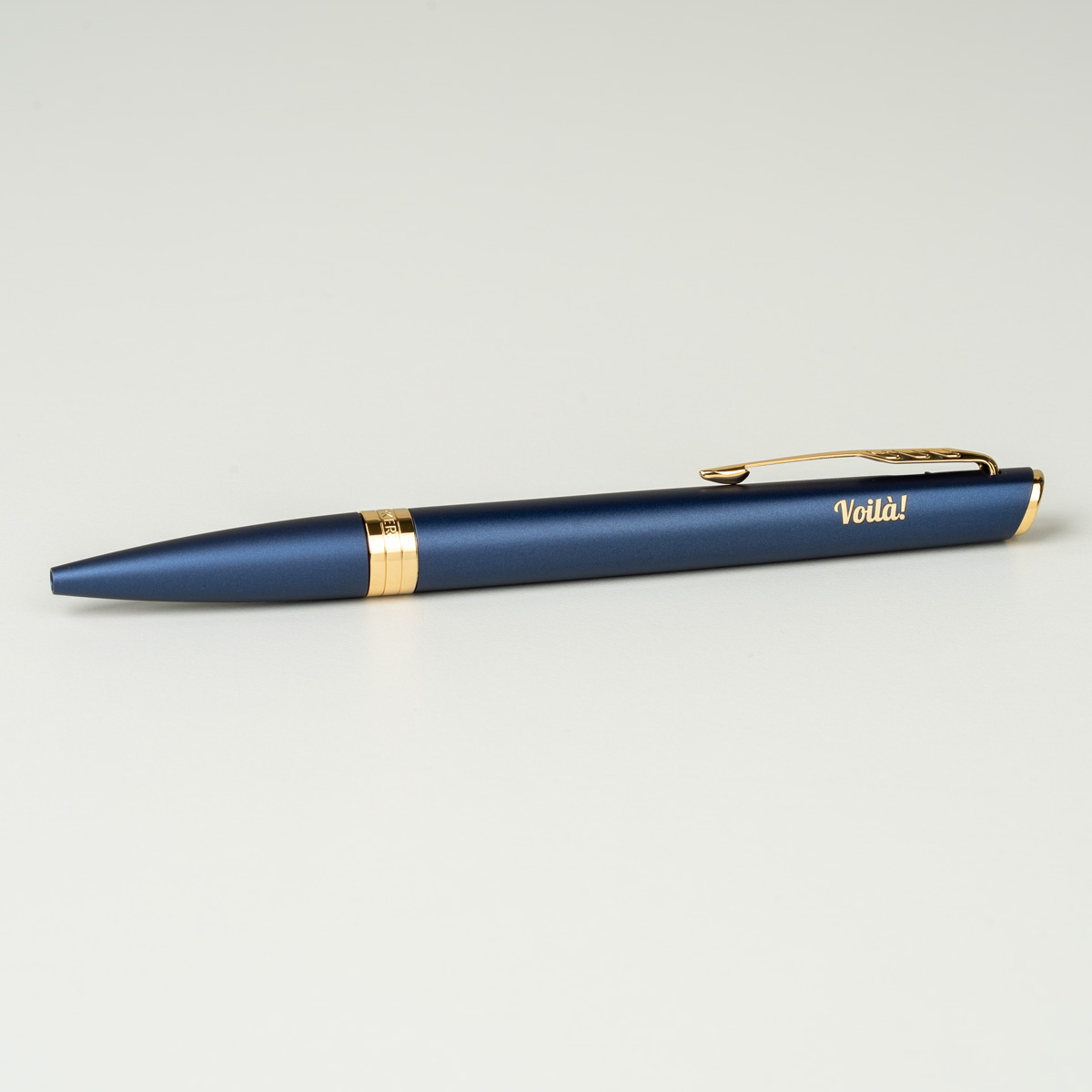 Długopis Parker Meridian Niebieski GT (2231411) z personalizowanym grawerem „Voilà!”.